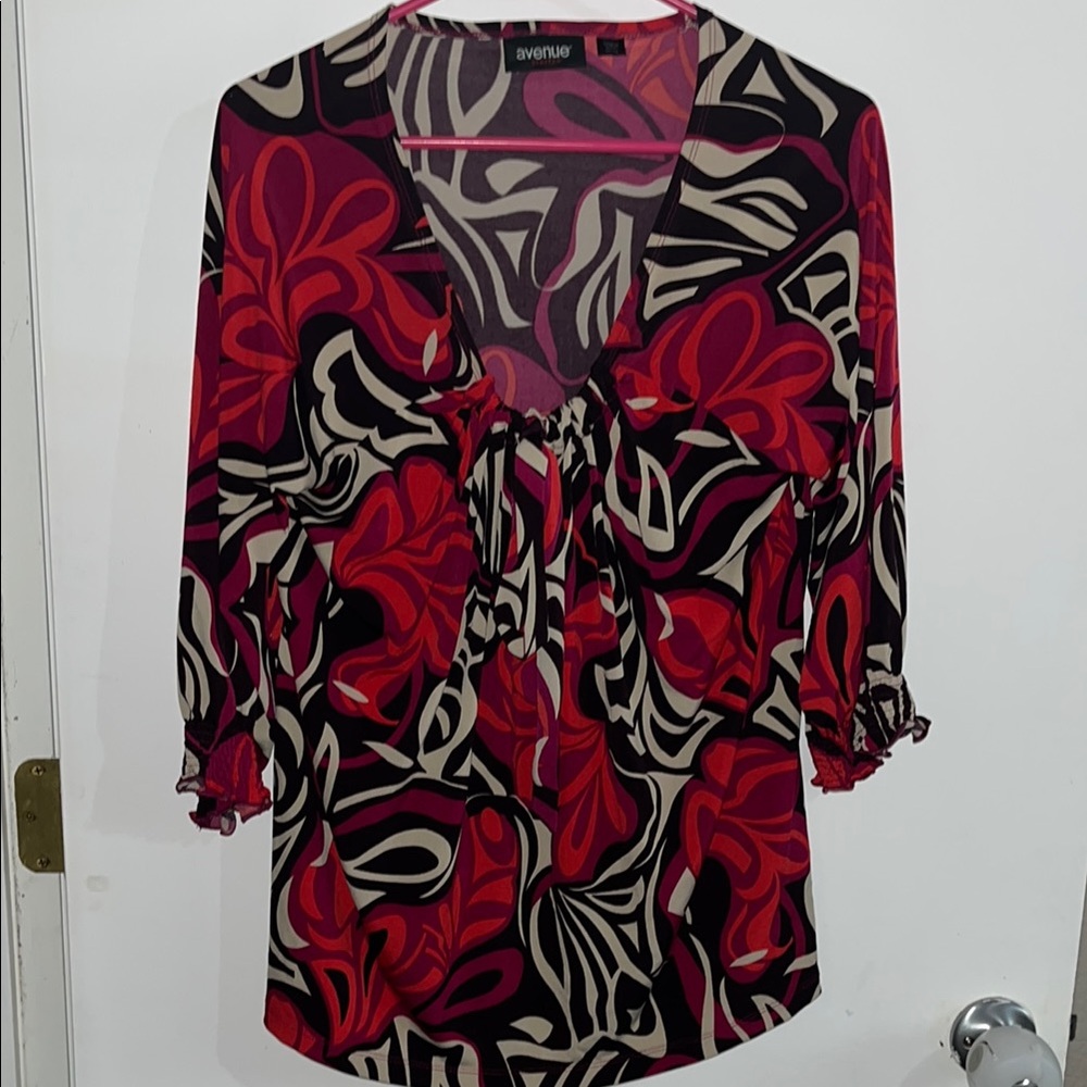 Avenue Women's Red and Black Patterned Top